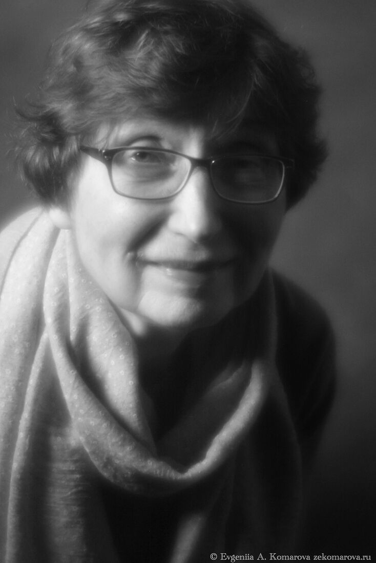 Профессор, доктор философских наук, главный научный сотрудник, руководитель сектора методологии междисциплинарных исследований человека, член Учёного совета