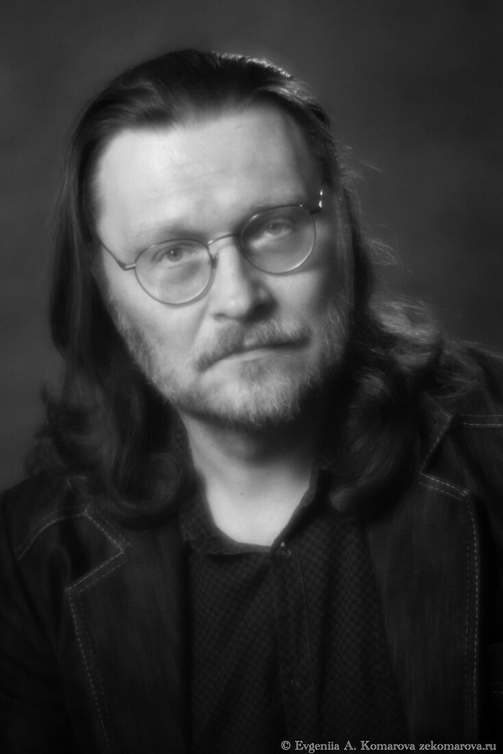 Доцент, доктор философских наук, руководитель отдела философской антропологии и аксиологии, главный научный сотрудник, врио руководителя сектора этики, врио заместителя директора по научной работе, член Учёного совета